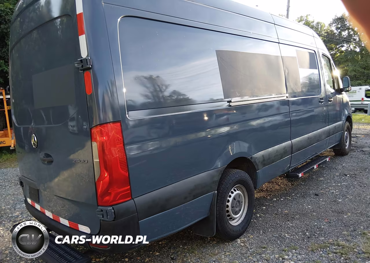2019 Mercedes-Benz Sprinter 2500 High Roof V6 VIN:WD4PF1CD6KP152673 - 4