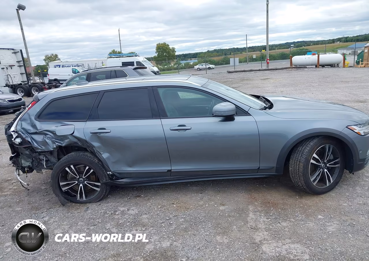 2018 Volvo V90 Cross Country T5 VIN:YV4102NK5J1021333 - 13