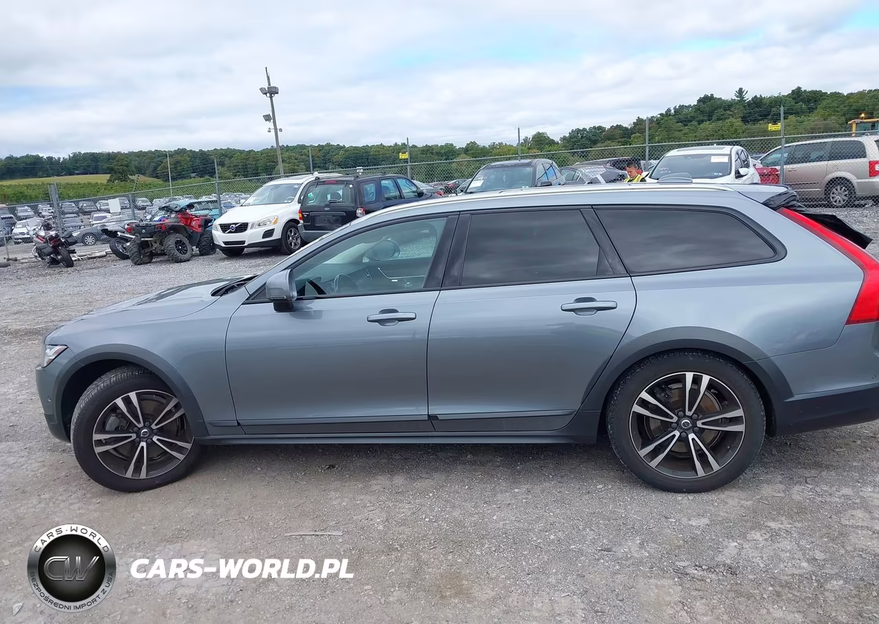 2018 Volvo V90 Cross Country T5 VIN:YV4102NK5J1021333 - 14
