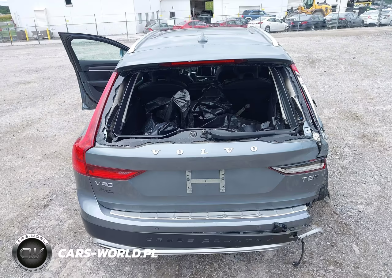 2018 Volvo V90 Cross Country T5 VIN:YV4102NK5J1021333 - 16