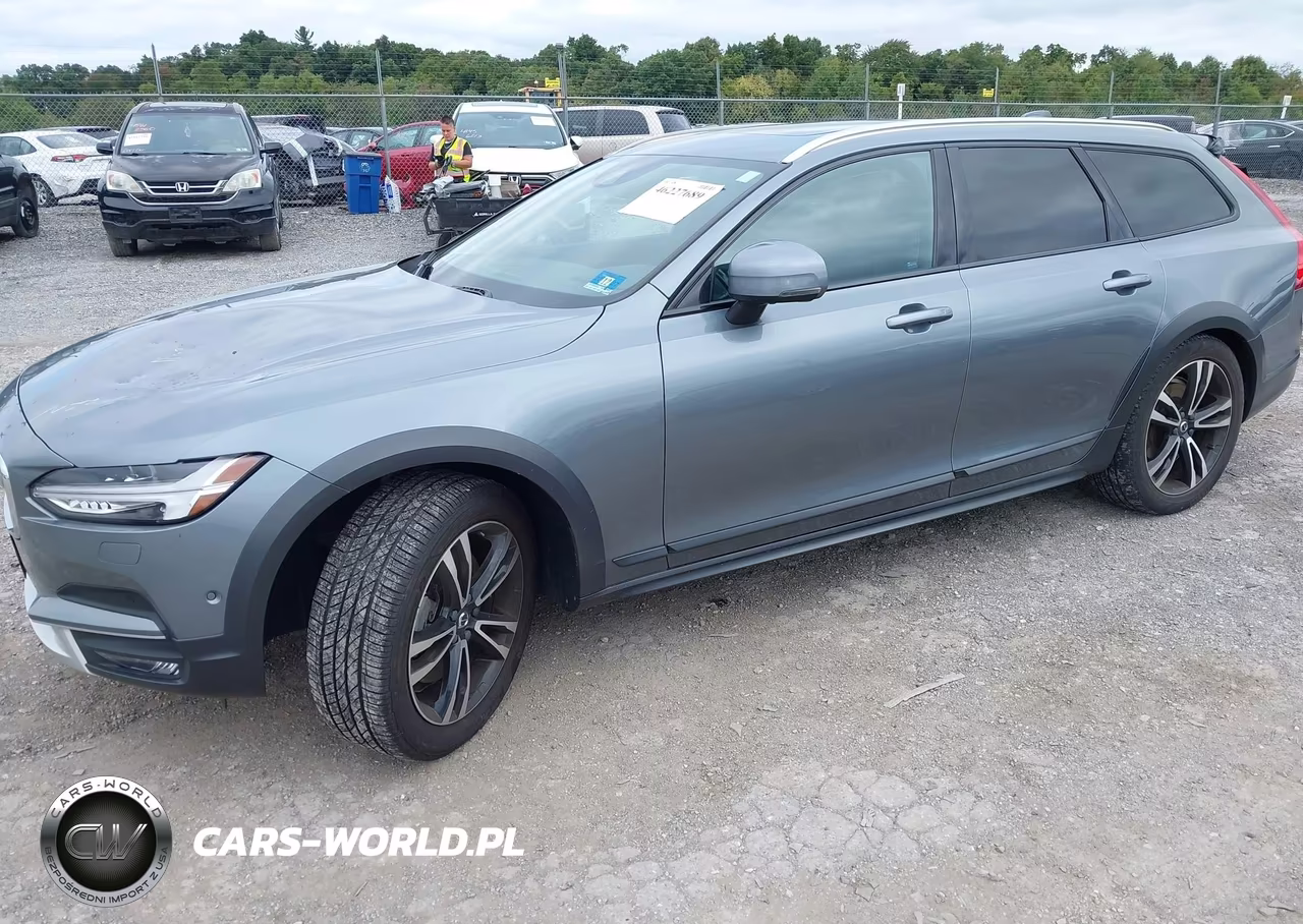 2018 Volvo V90 Cross Country T5 VIN:YV4102NK5J1021333 - 2