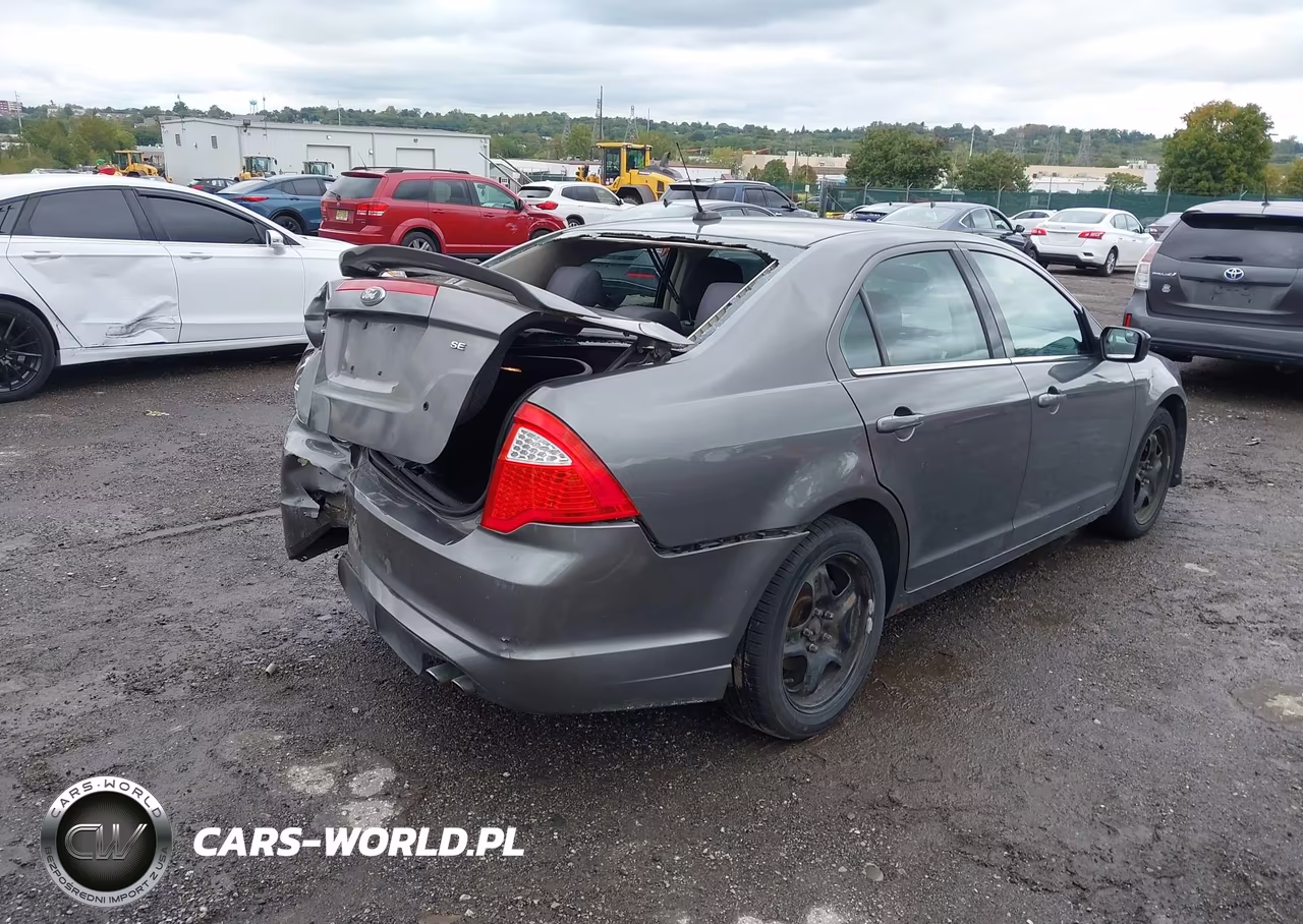 2011 Ford Fusion Se VIN:3FAHP0HA6BR182470 - 4