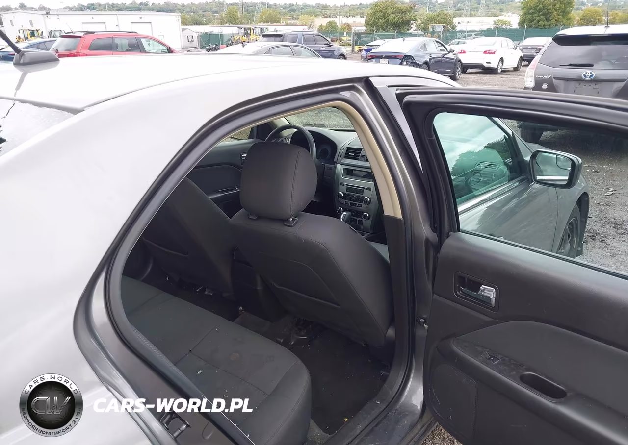 2011 Ford Fusion Se VIN:3FAHP0HA6BR182470 - 8