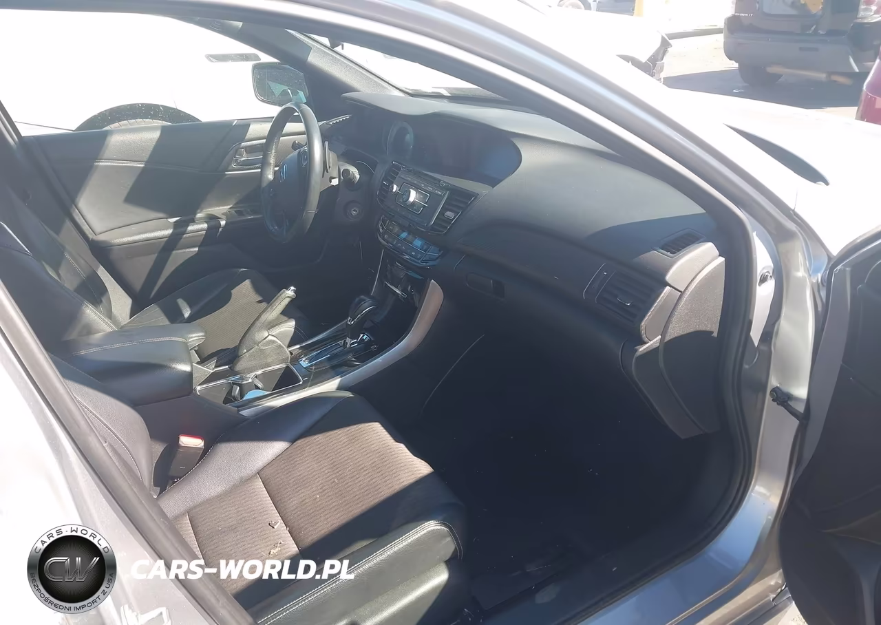 2016 Honda Accord Sport VIN:1HGCR2F52GA234020 - 5