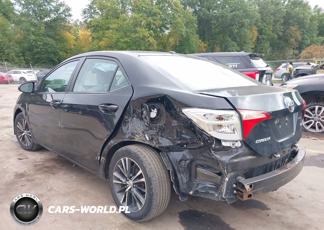 2017 Toyota Corolla Le VIN:2T1BURHE8HC752449 - 3