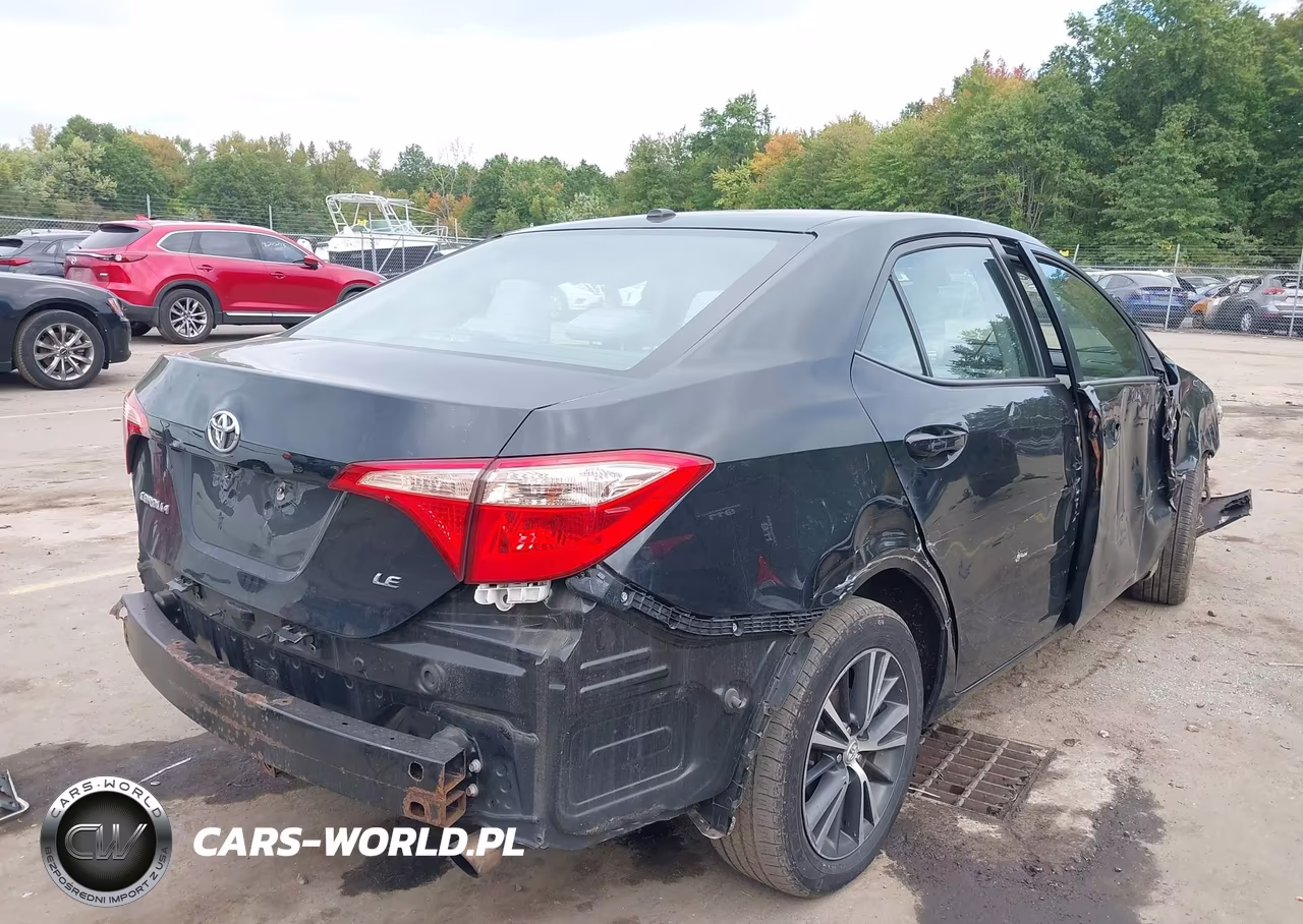 2017 Toyota Corolla Le VIN:2T1BURHE8HC752449 - 4