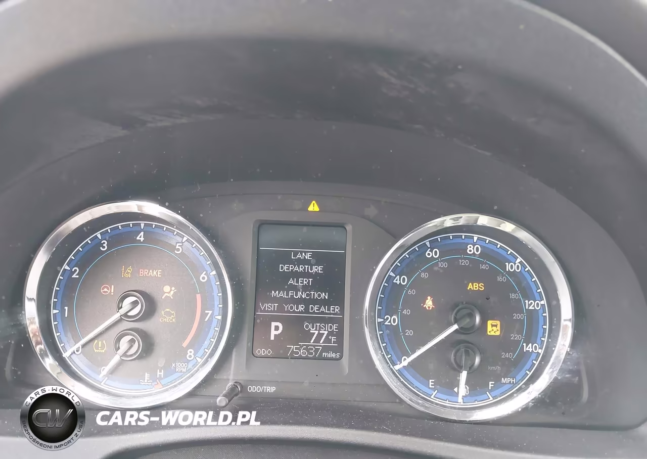 2017 Toyota Corolla Le VIN:2T1BURHE8HC752449 - 7