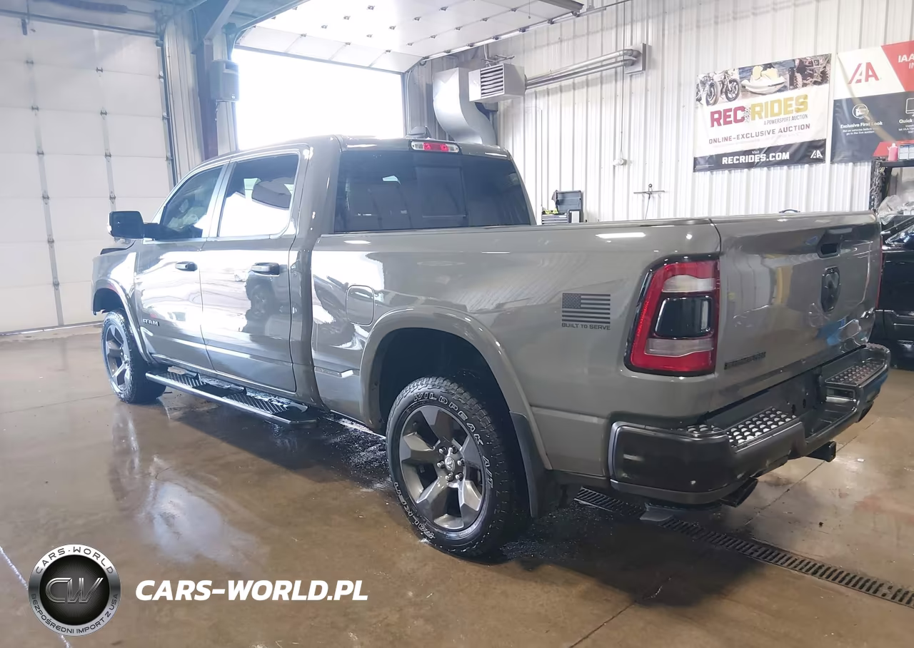 2020 Ram 1500 Big Horn 4X4 6'4 Box VIN:1C6SRFMT1LN378798 - 3