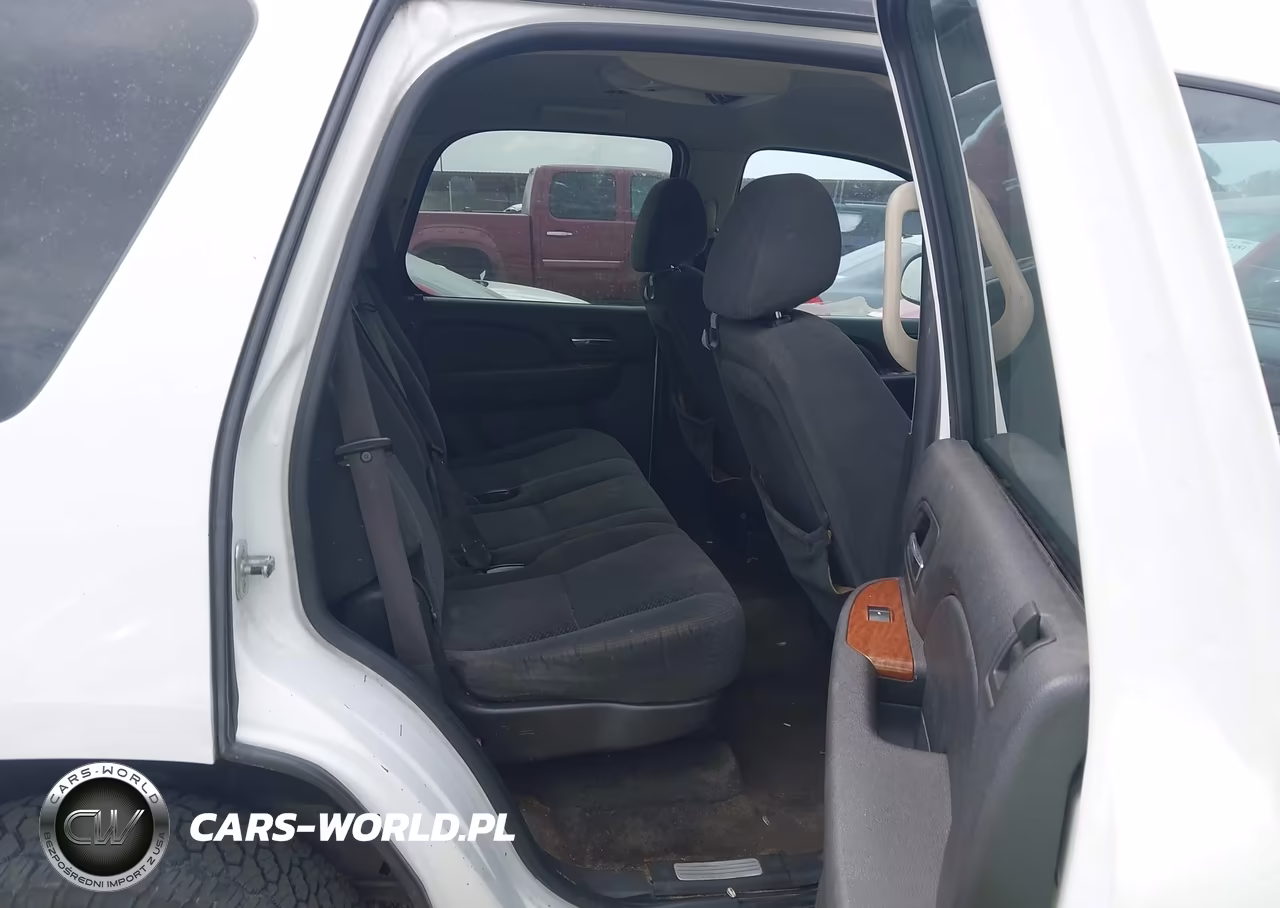 2007 GMC Yukon Sle VIN:1GKFC13J07R240669 - 8