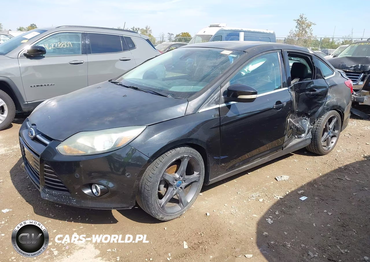 2012 Ford Focus Titanium VIN:1FAHP3J23CL370416 - 2