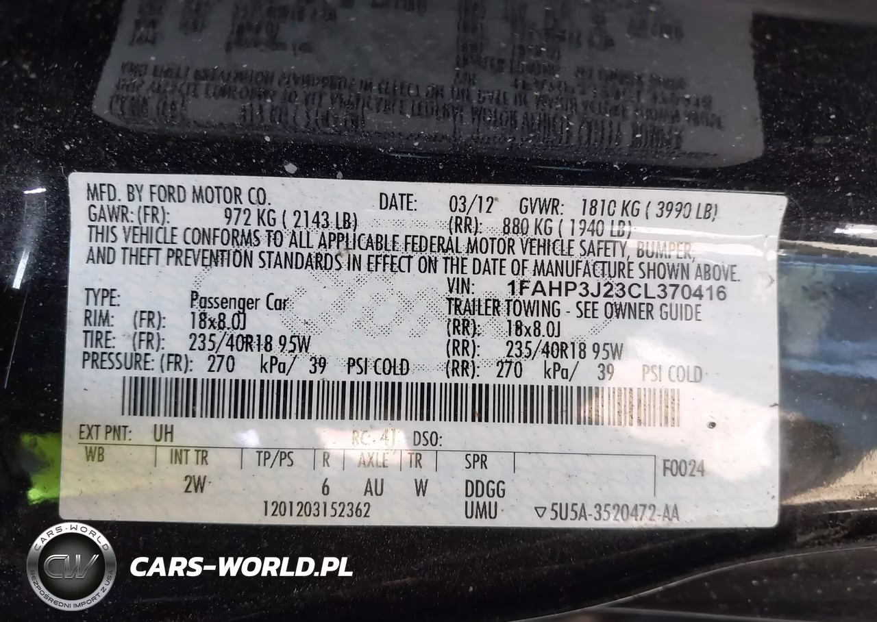 2012 Ford Focus Titanium VIN:1FAHP3J23CL370416 - 9