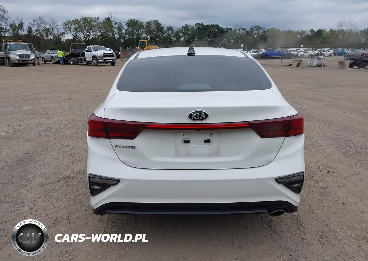 2021 Kia Forte Lxs VIN:3KPF24AD6ME283241 - 16