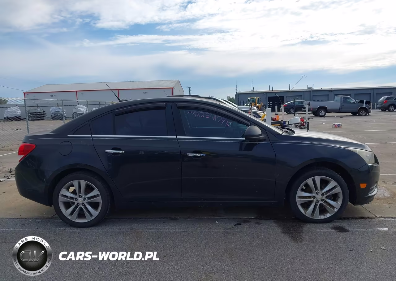 2011 Chevrolet Cruz VIN:1G1PH5S91B7126404 - 13
