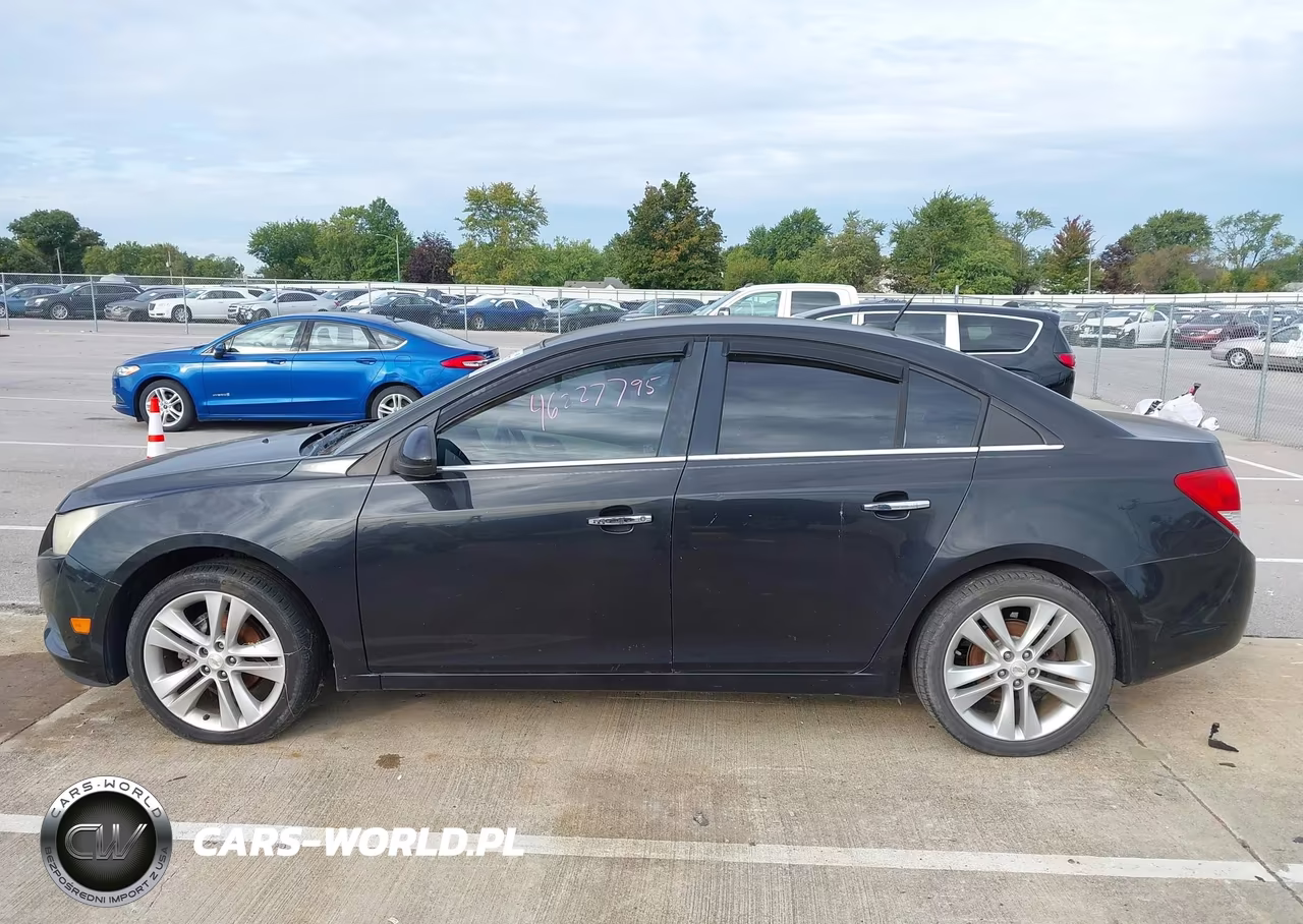 2011 Chevrolet Cruz VIN:1G1PH5S91B7126404 - 14