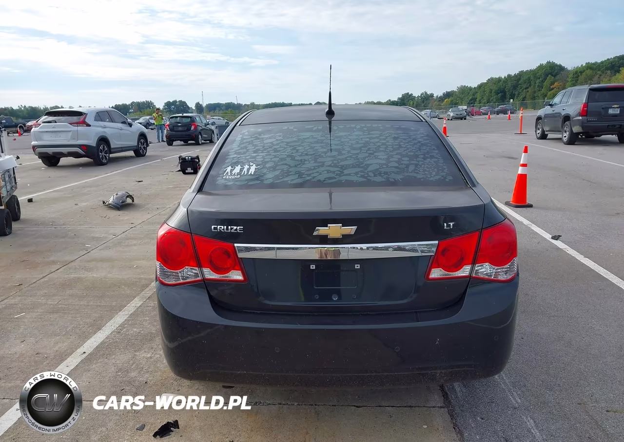 2011 Chevrolet Cruz VIN:1G1PH5S91B7126404 - 16