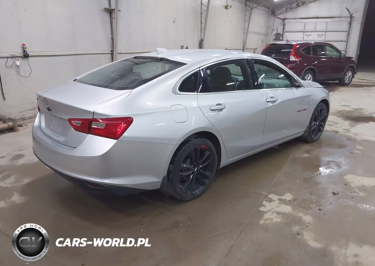 2018 Chevrolet Malibu Lt VIN:1G1ZD5ST8JF129014 - 4