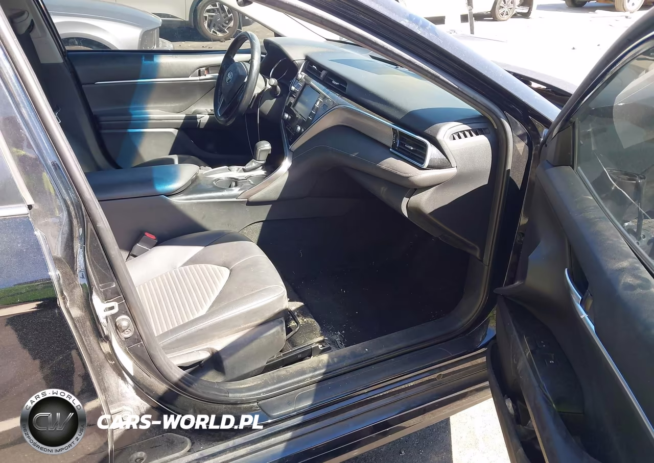 2018 Toyota Camry Se VIN:4T1B11HK5JU576142 - 5