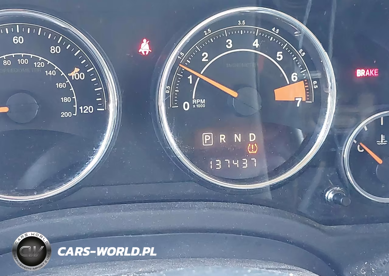 2014 Jeep Compass Latitude VIN:1C4NJDEB0ED714067 - 15