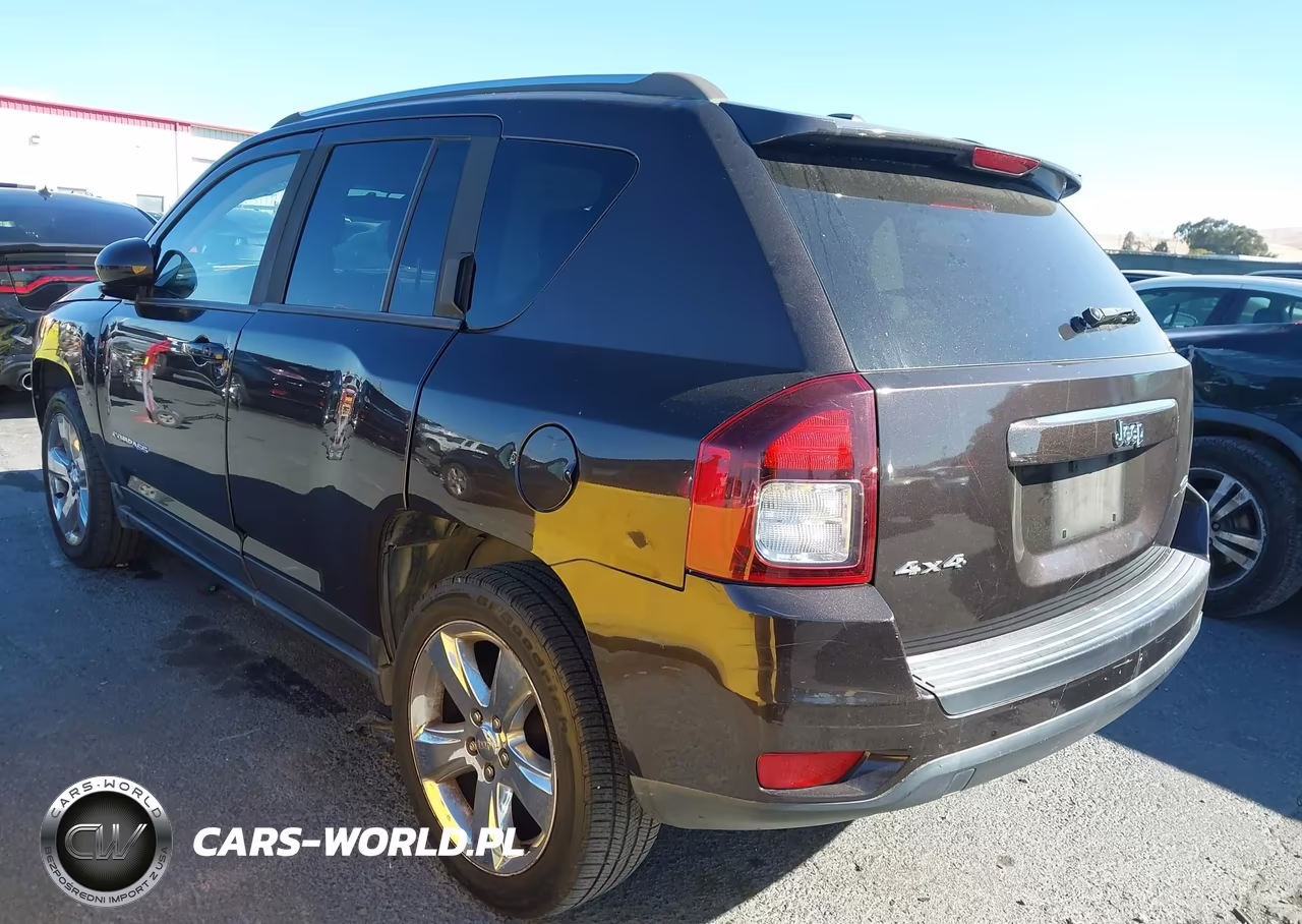 2014 Jeep Compass Latitude VIN:1C4NJDEB0ED714067 - 3