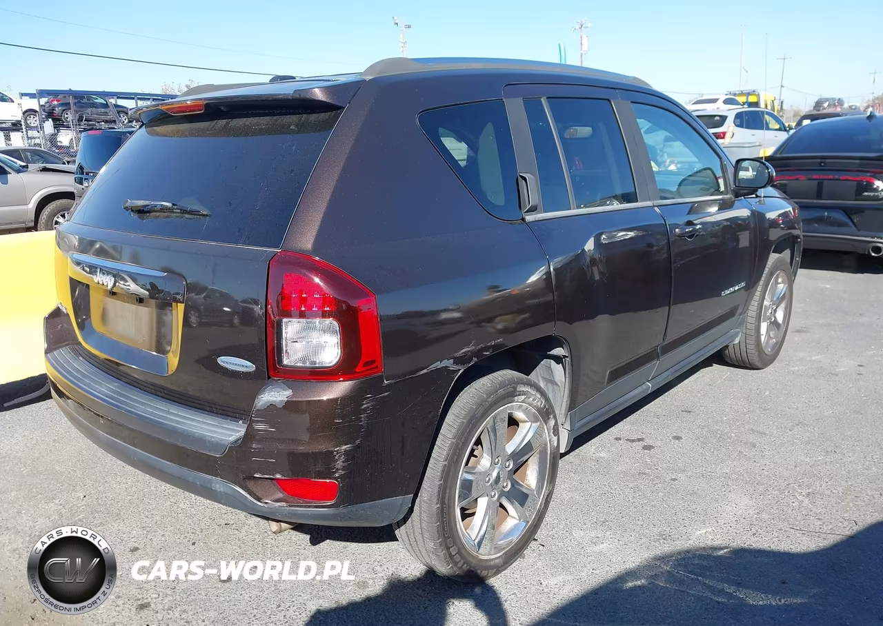 2014 Jeep Compass Latitude VIN:1C4NJDEB0ED714067 - 4