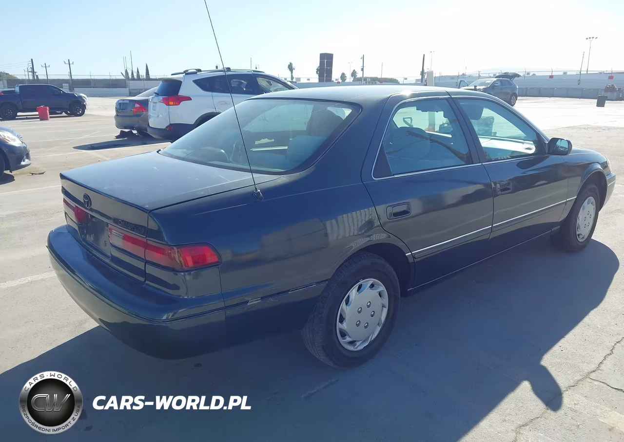 1998 Toyota Camry Ce VIN:4T1BG22K1WU371423 - 4