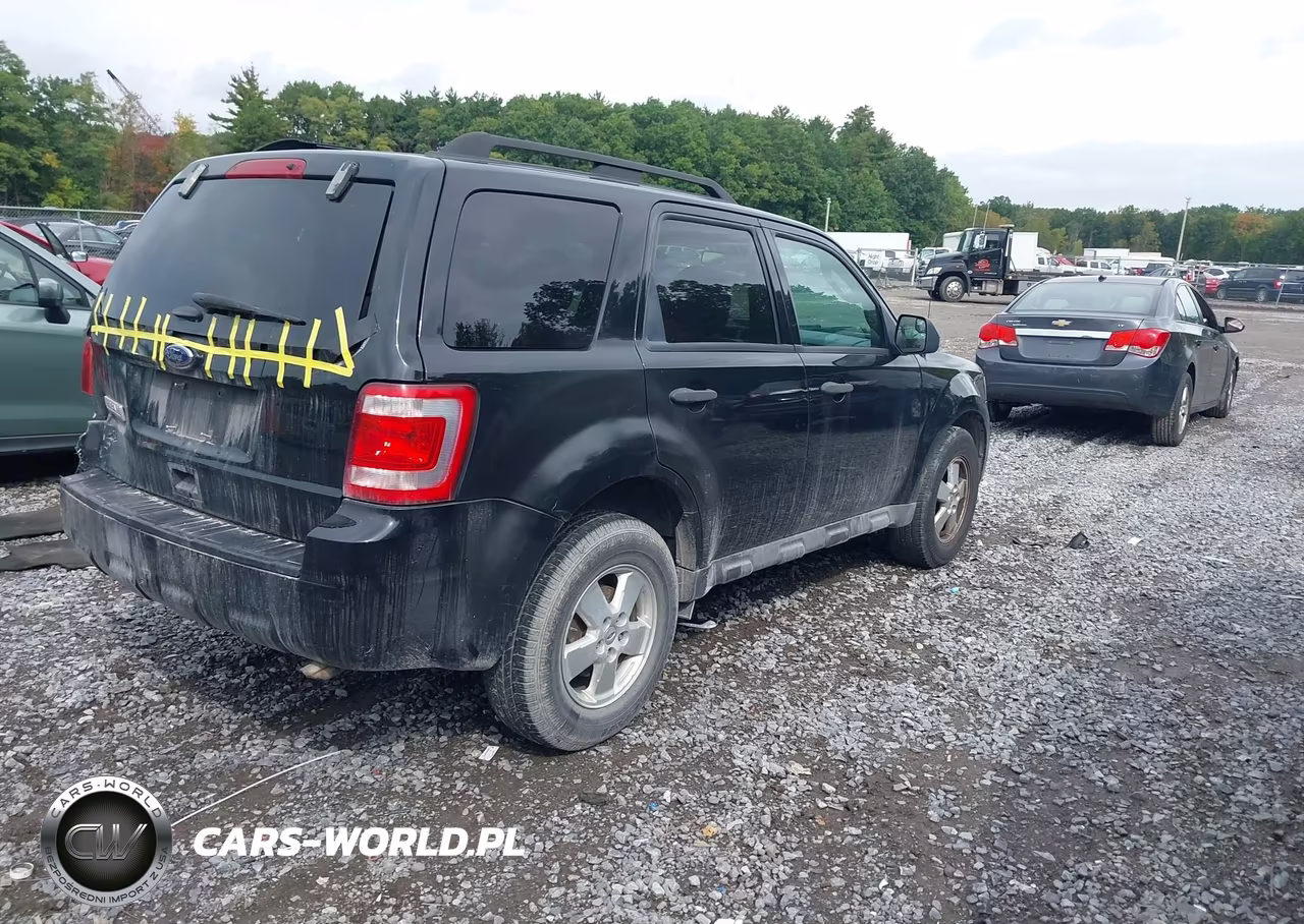 2012 Ford Escape Xlt VIN:1FMCU9D77CKA12387 - 4