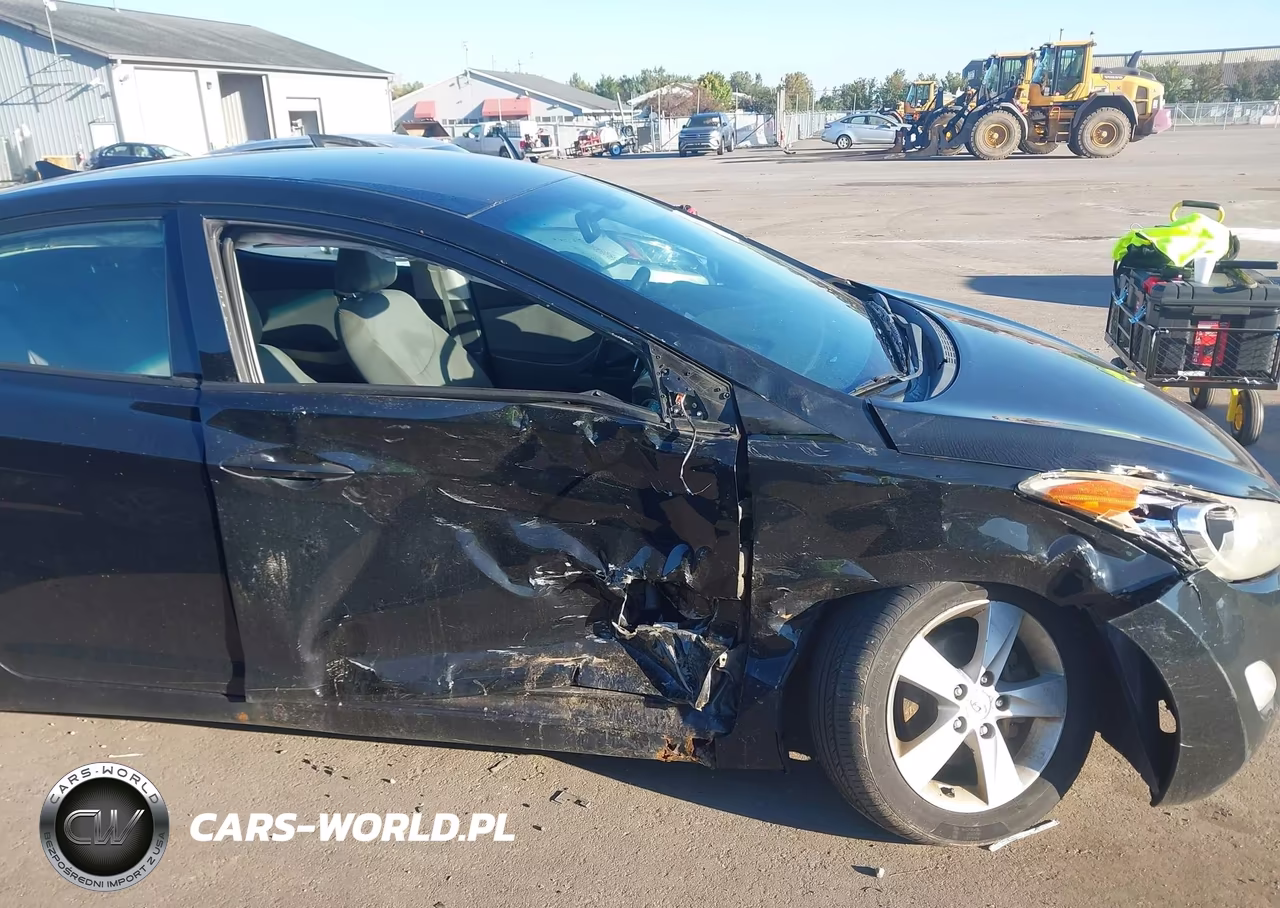 2013 Hyundai Elantra Gls VIN:5NPDH4AEXDH234358 - 6