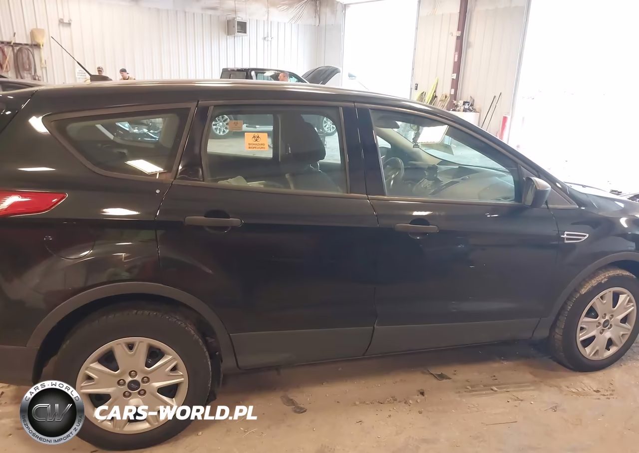 2013 Ford Escape S VIN:1FMCU0F73DUC92095 - 13