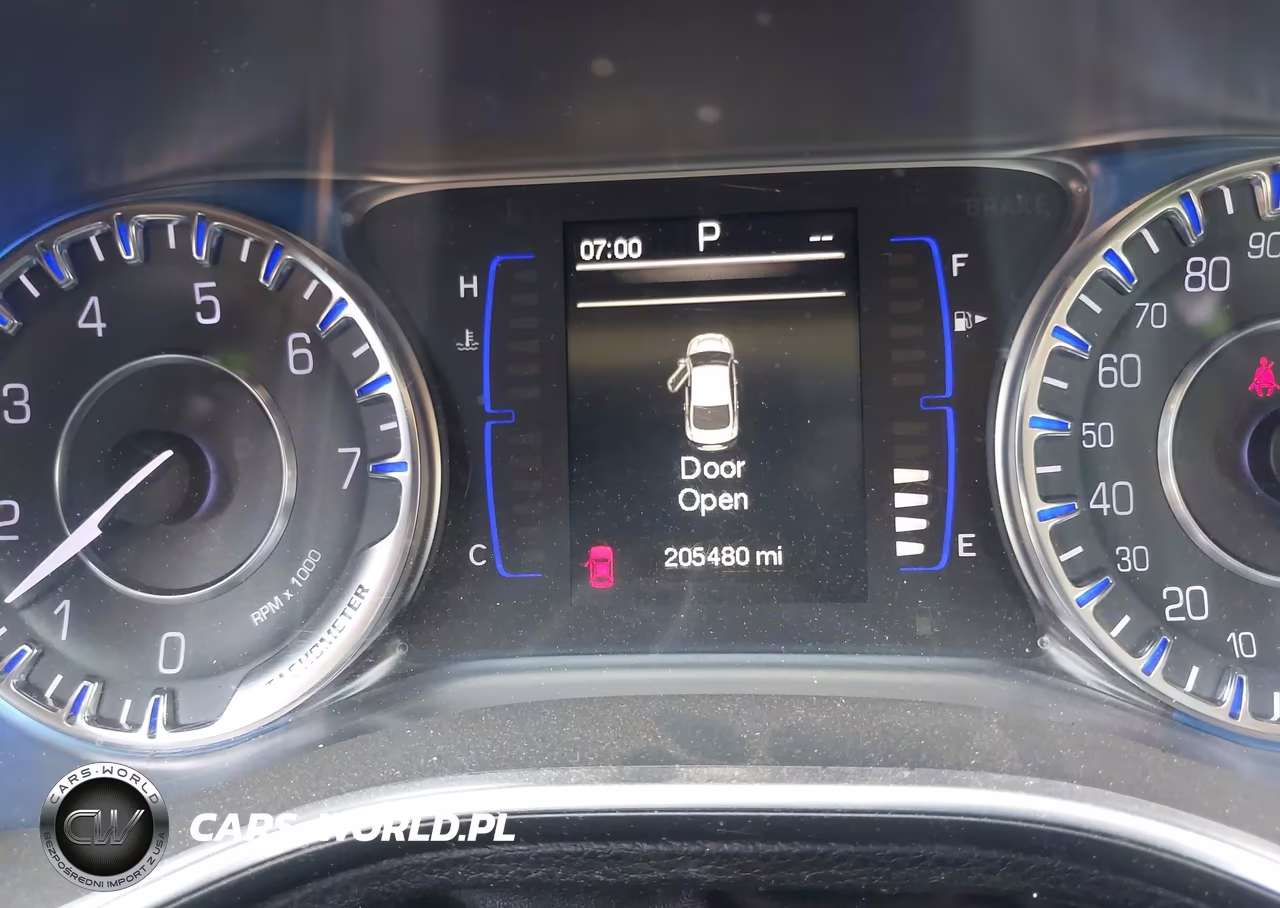 2015 Chrysler 200 Limited VIN:1C3CCCAB9FN702632 - 7