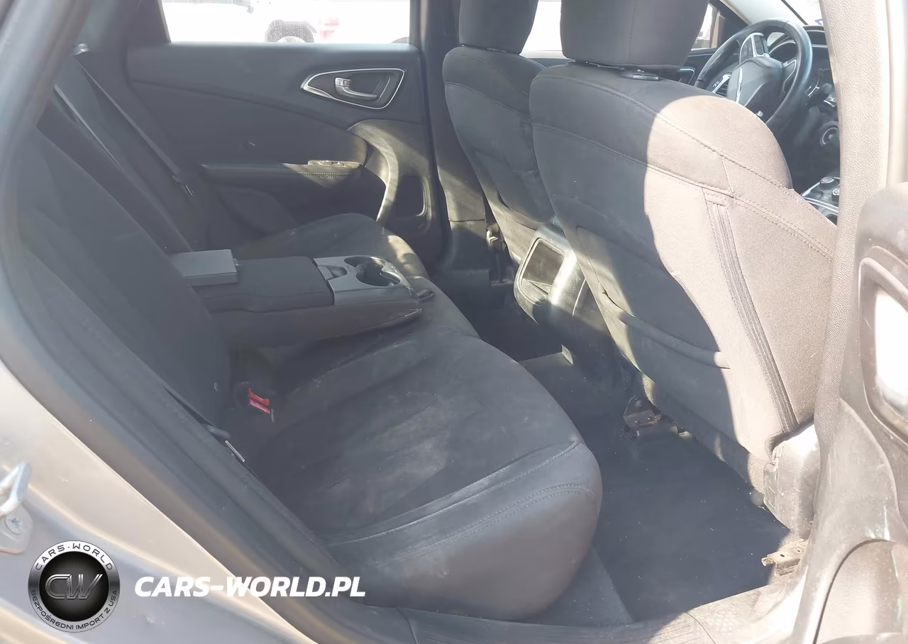 2015 Chrysler 200 Limited VIN:1C3CCCAB9FN702632 - 8