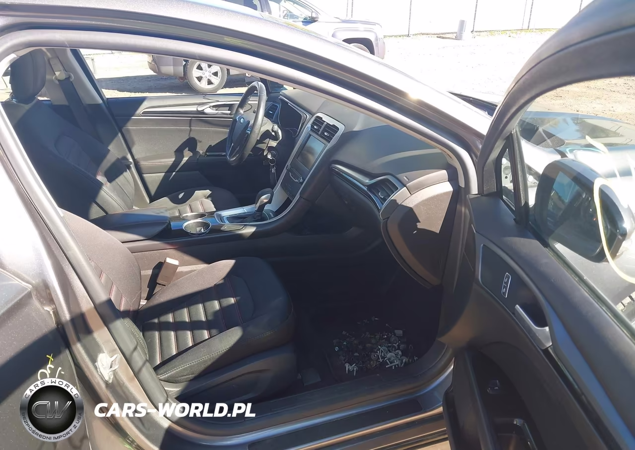 2014 Ford Fusion Se VIN:3FA6P0H75ER129209 - 5