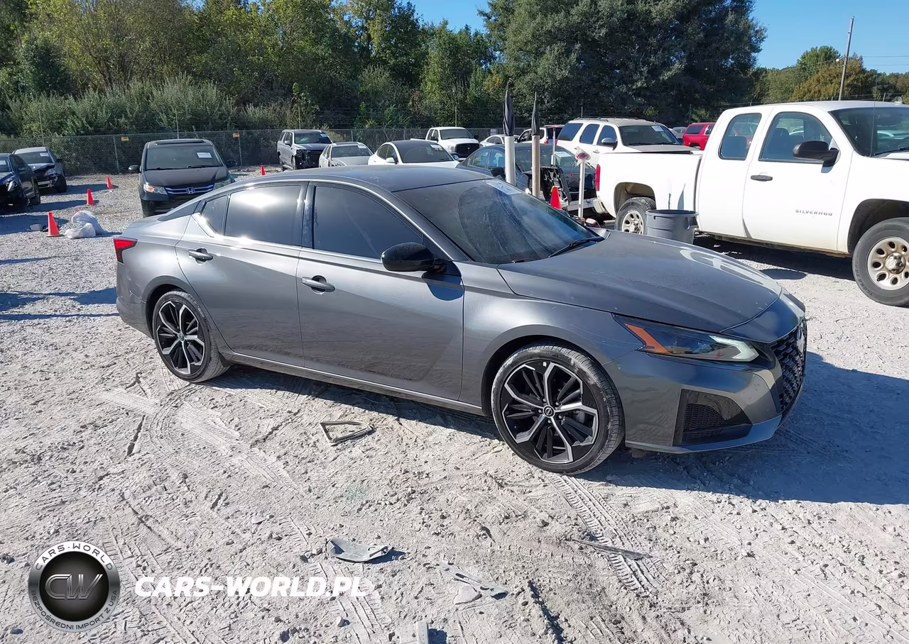 2025 Nissan Altima Sr Fwd