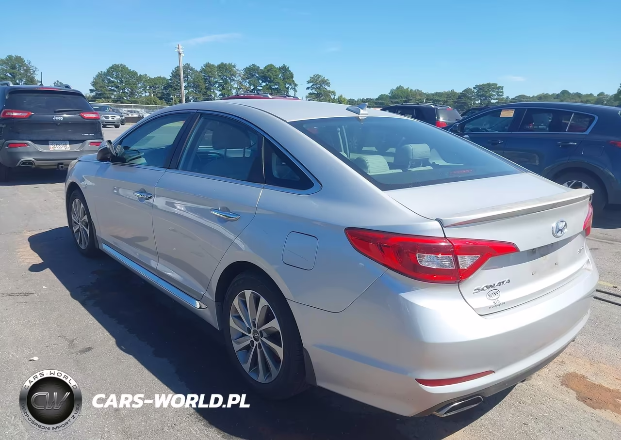 2015 Hyundai Sonata Sport VIN:5NPE34AF6FH189241 - 3