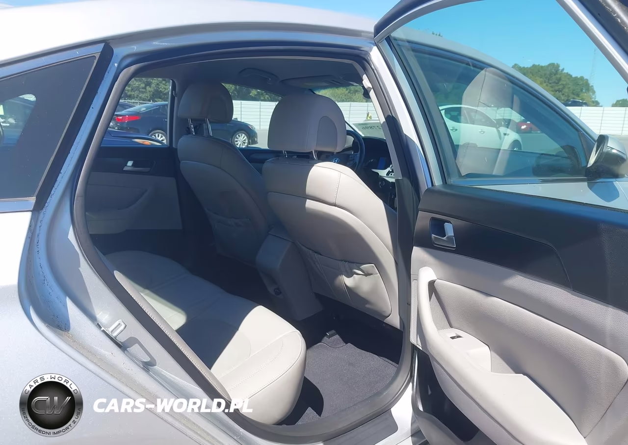 2015 Hyundai Sonata Sport VIN:5NPE34AF6FH189241 - 8