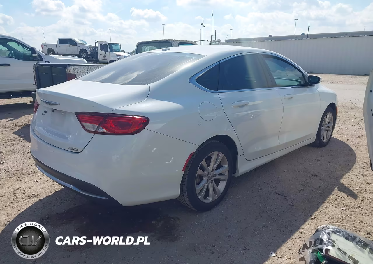 2015 Chrysler 200 Limited VIN:1C3CCCAB0FN649836 - 4