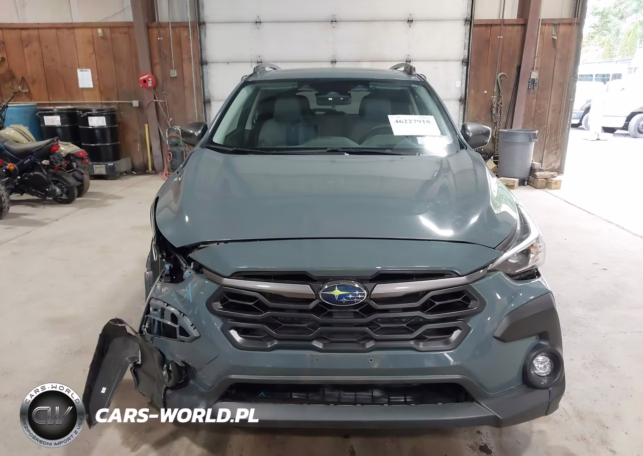 2024 Subaru Crosstrek Premium VIN:JF2GUADC1R8904775 - 12
