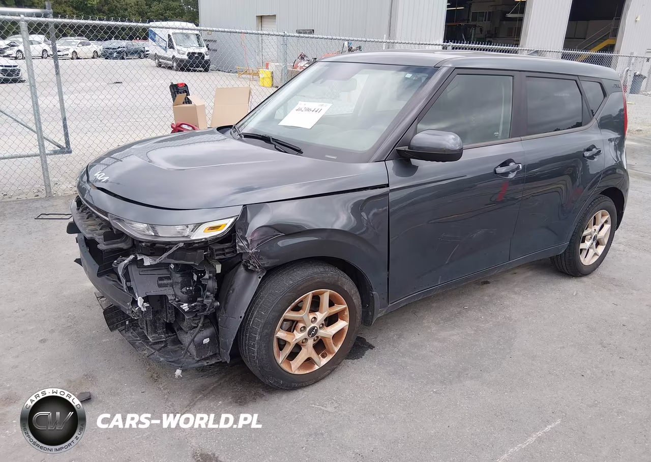 2022 Kia Soul S VIN:KNDJ23AU9N7817628 - 2