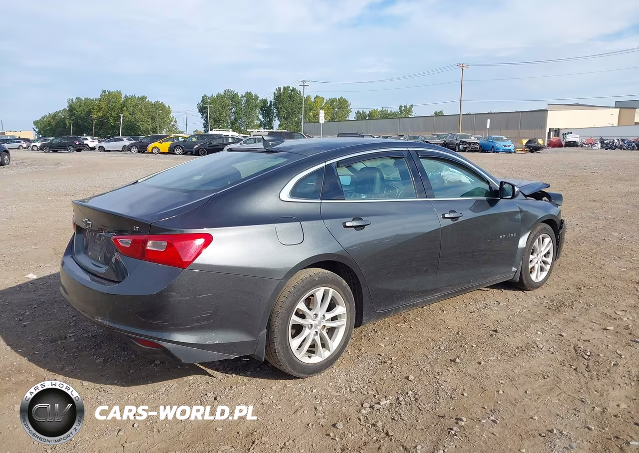 2018 Chevrolet Malibu Lt VIN:1G1ZD5ST4JF166299 - 4