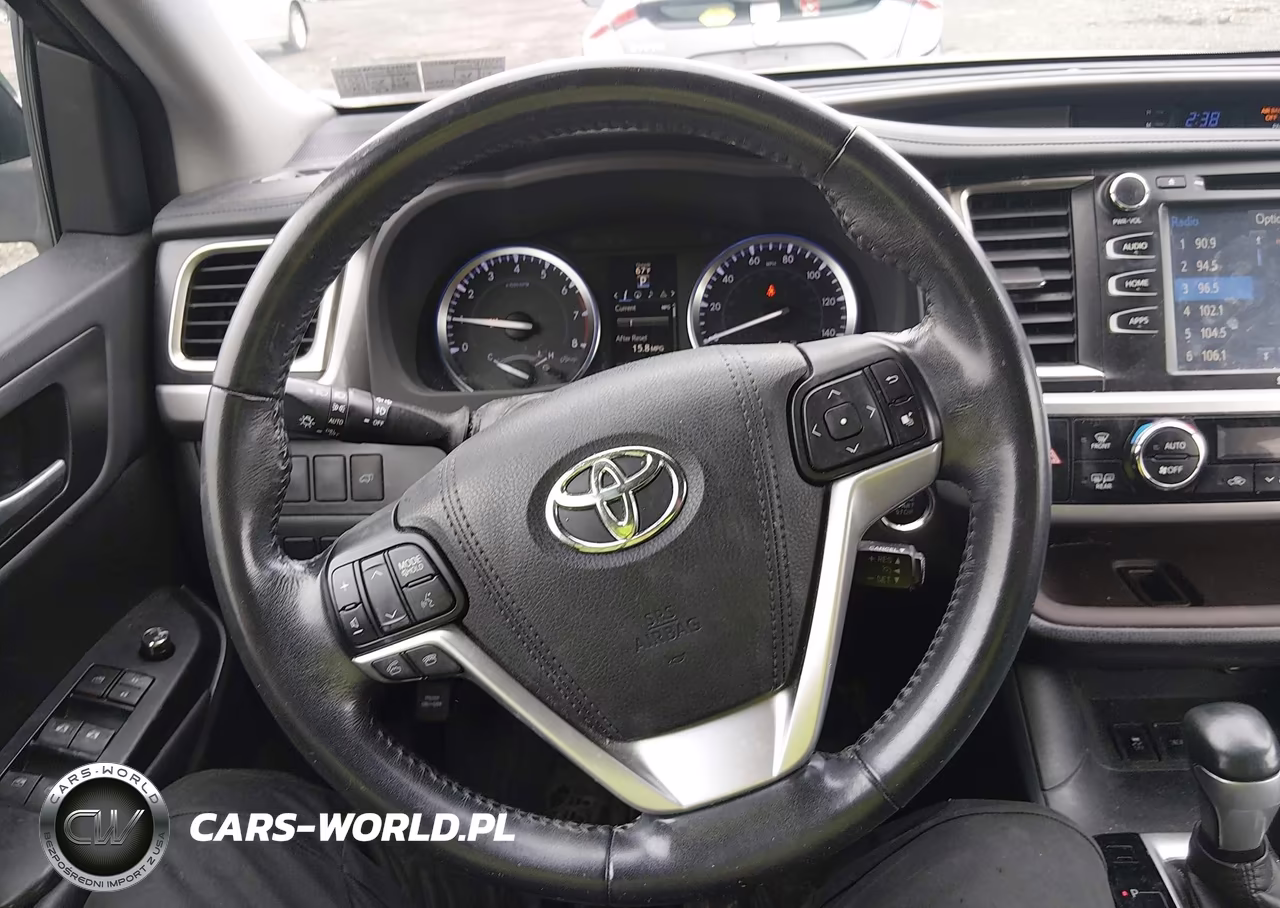 2016 Toyota Highlander Xle V6 VIN:5TDJKRFH9GS352761 - 18