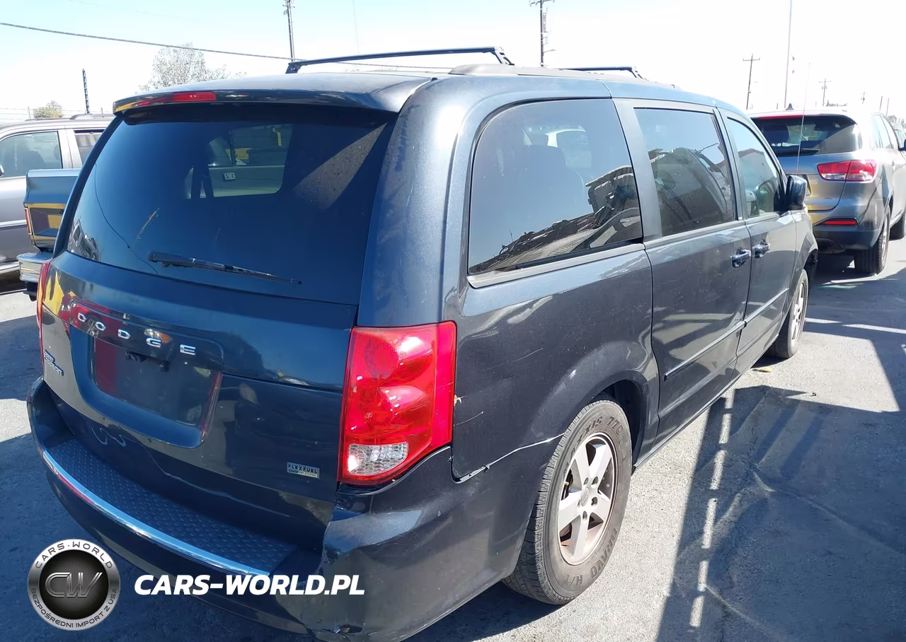 2013 Dodge Grand Caravan Sxt VIN:2C4RDGCG3DR592129 - 4