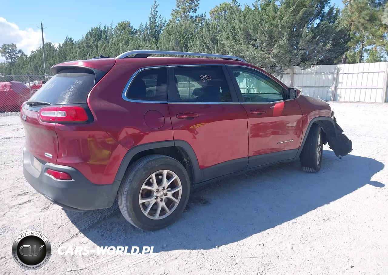 2014 Jeep Cherokee Latitude VIN:1C4PJMCB1EW174115 - 4