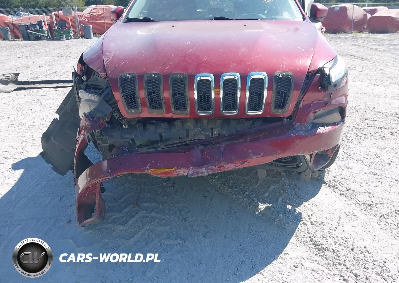2014 Jeep Cherokee Latitude VIN:1C4PJMCB1EW174115 - 6