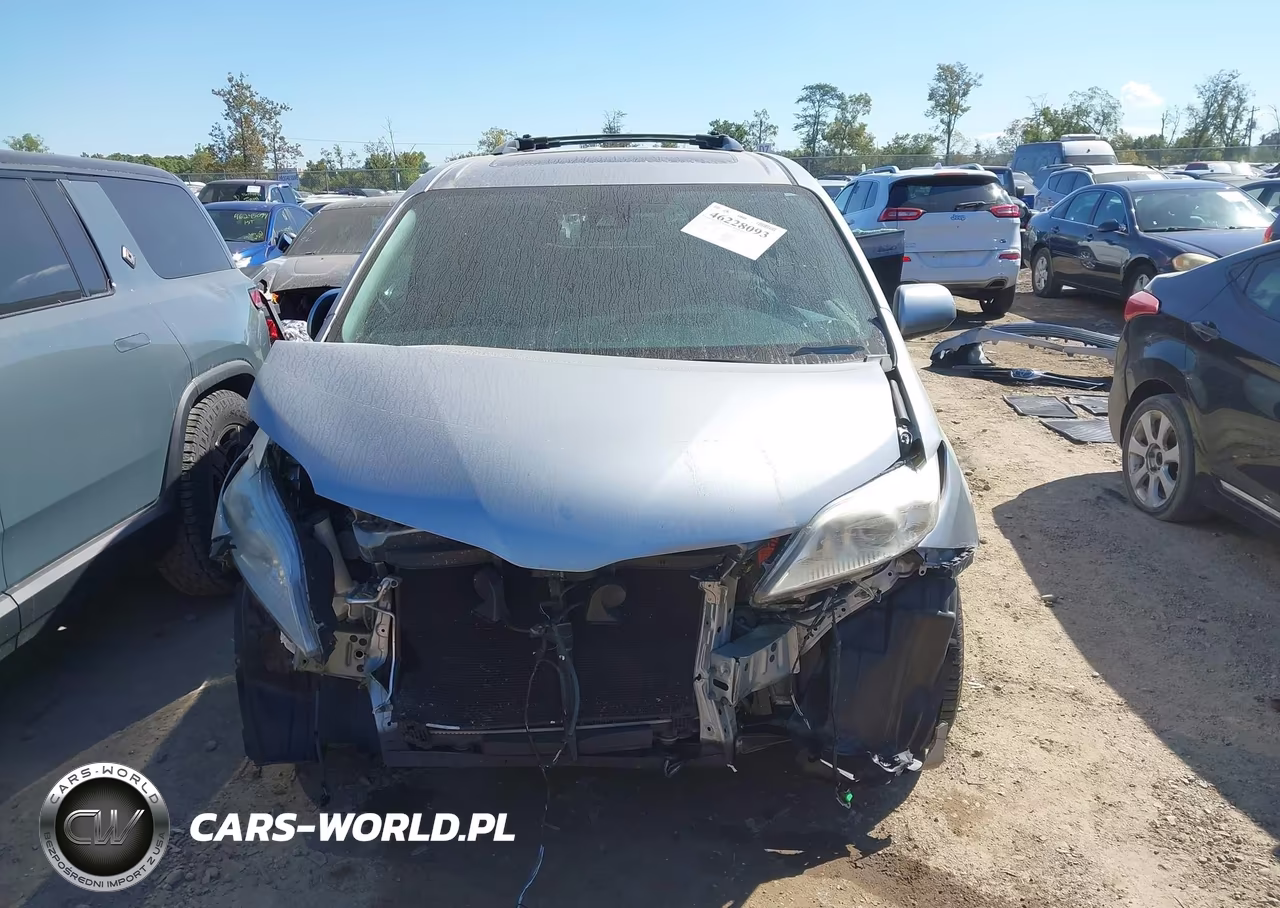 2018 Toyota Sienna Xle Premium 8 Passenger VIN:5TDYZ3DC8JS928359 - 13
