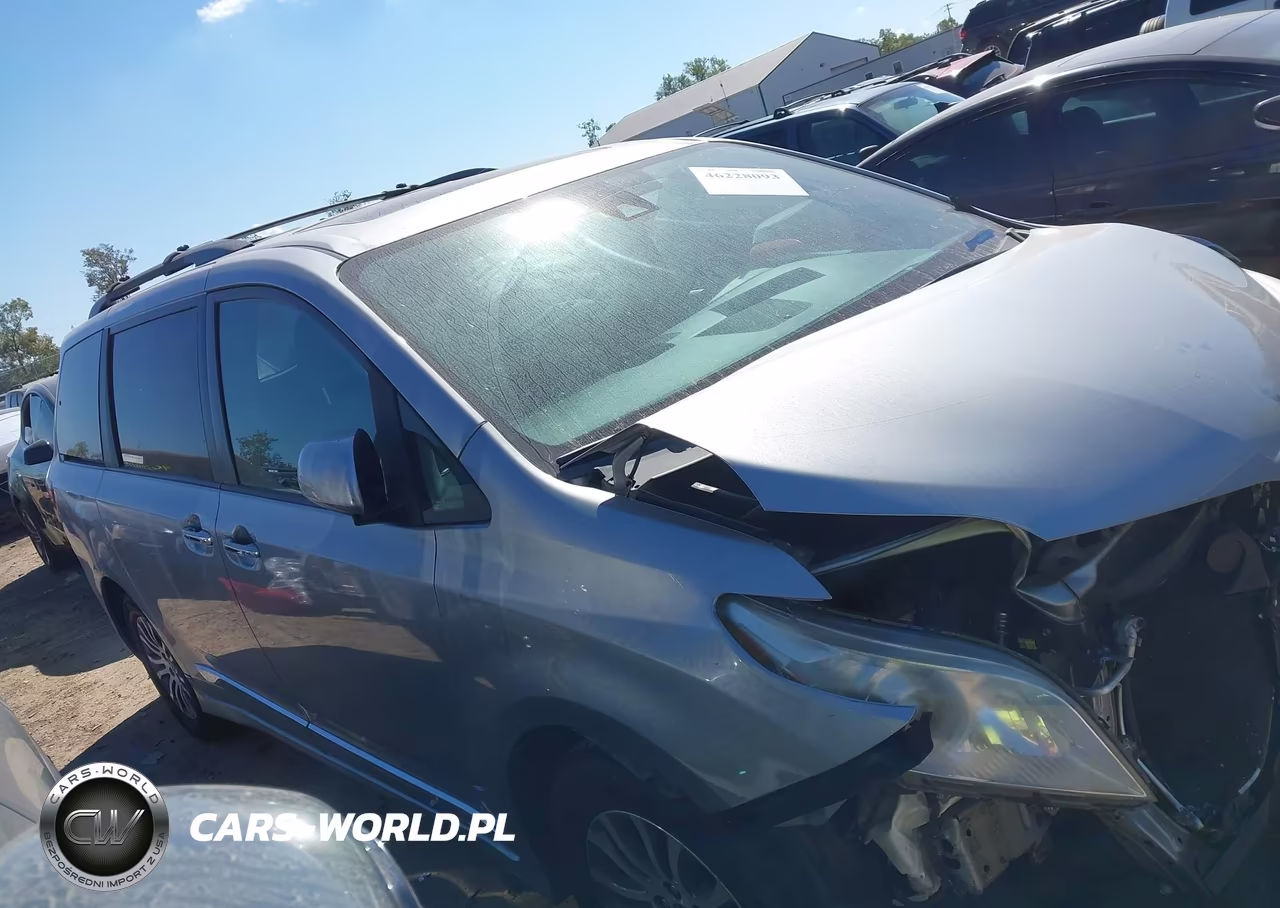 2018 Toyota Sienna Xle Premium 8 Passenger VIN:5TDYZ3DC8JS928359 - 14