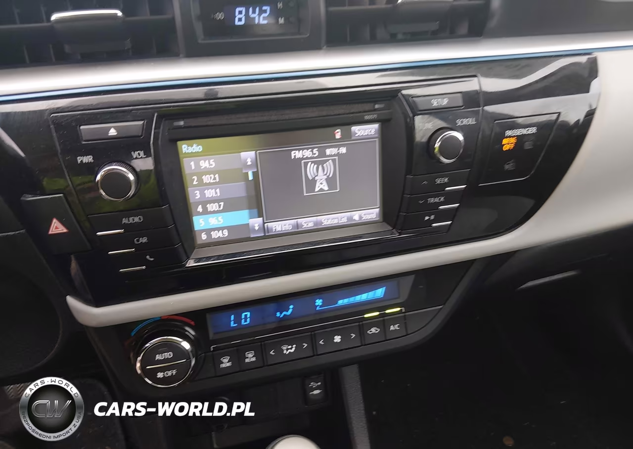 2016 Toyota Corolla Le VIN:2T1BURHEXGC662735 - 17