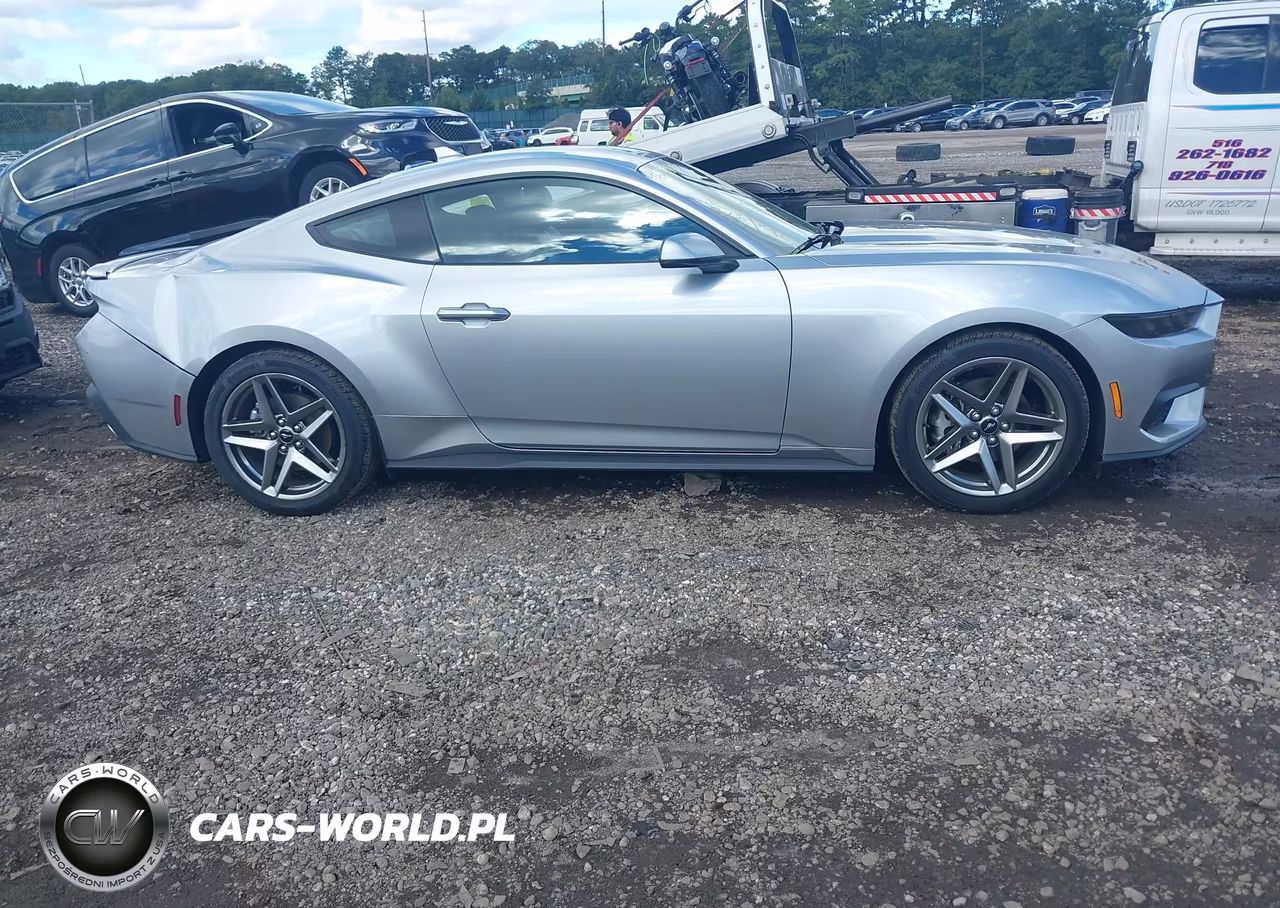 2026 Ford Mustang Ecoboost Premium Fastback VIN:1FA6P8TH4T5104462 - 13