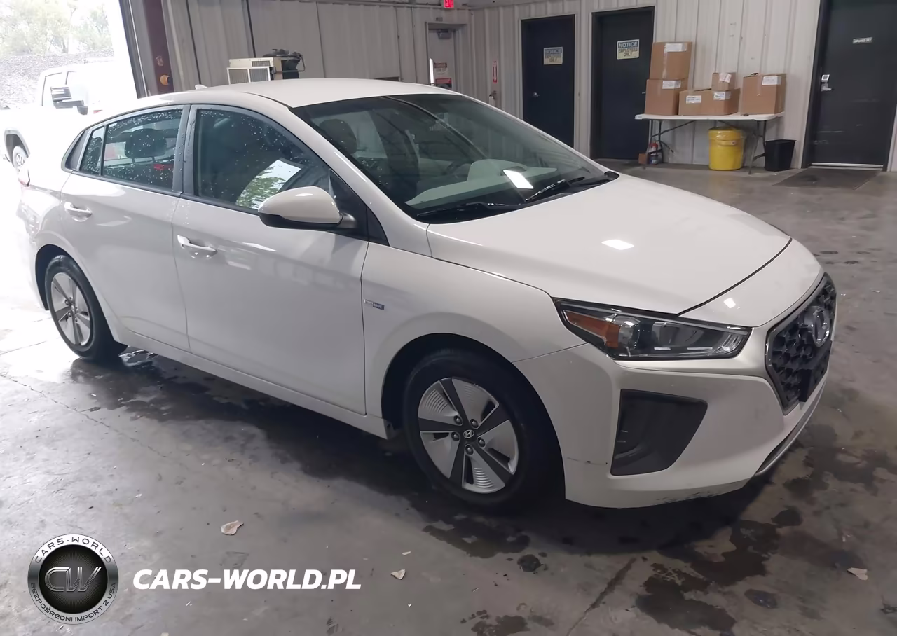2020 Hyundai Ioniq Hybrid Blue VIN:KMHC65LC4LU233371 - 1