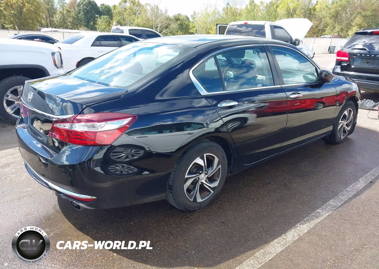 2017 Honda Accord Lx VIN:1HGCR2F35HA295121 - 4