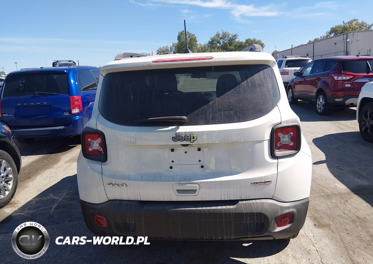 2022 Jeep Renegade Latitude 4X4 VIN:ZACNJDB11NPN73004 - 16
