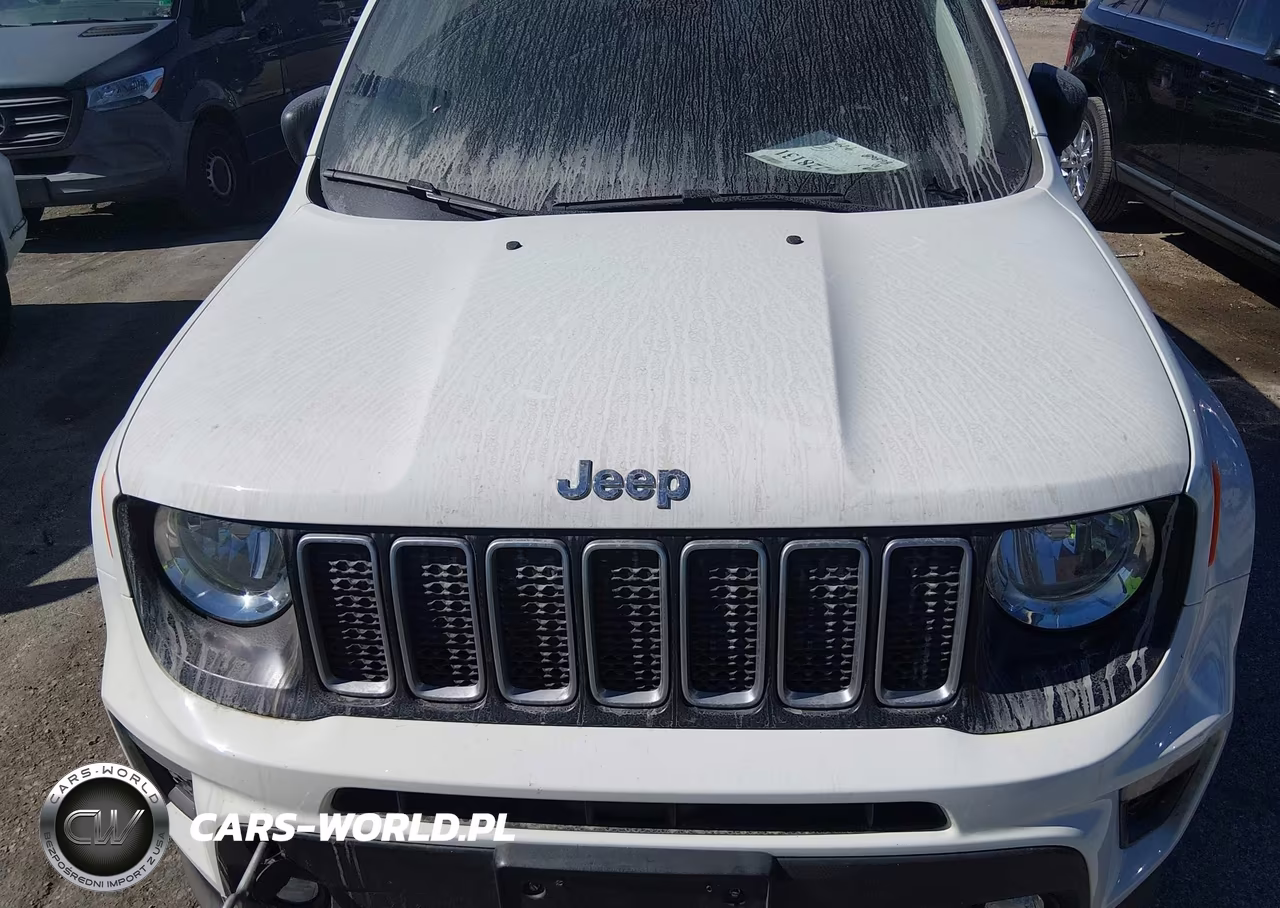 2022 Jeep Renegade Latitude 4X4 VIN:ZACNJDB11NPN73004 - 6